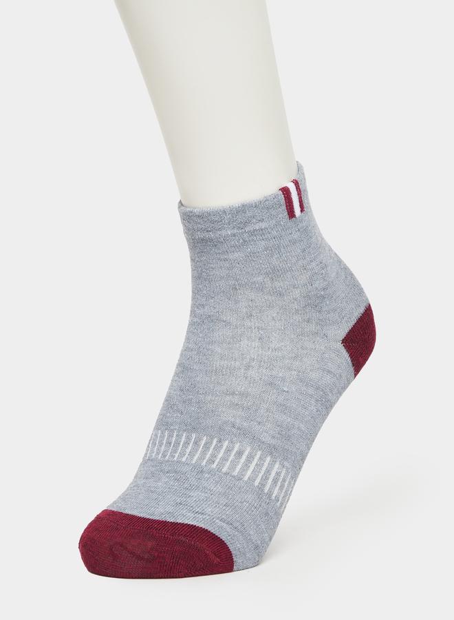 ستايلي طقم 5 أزواج جوارب كاحل بتفاصيل مخططة - Image 4